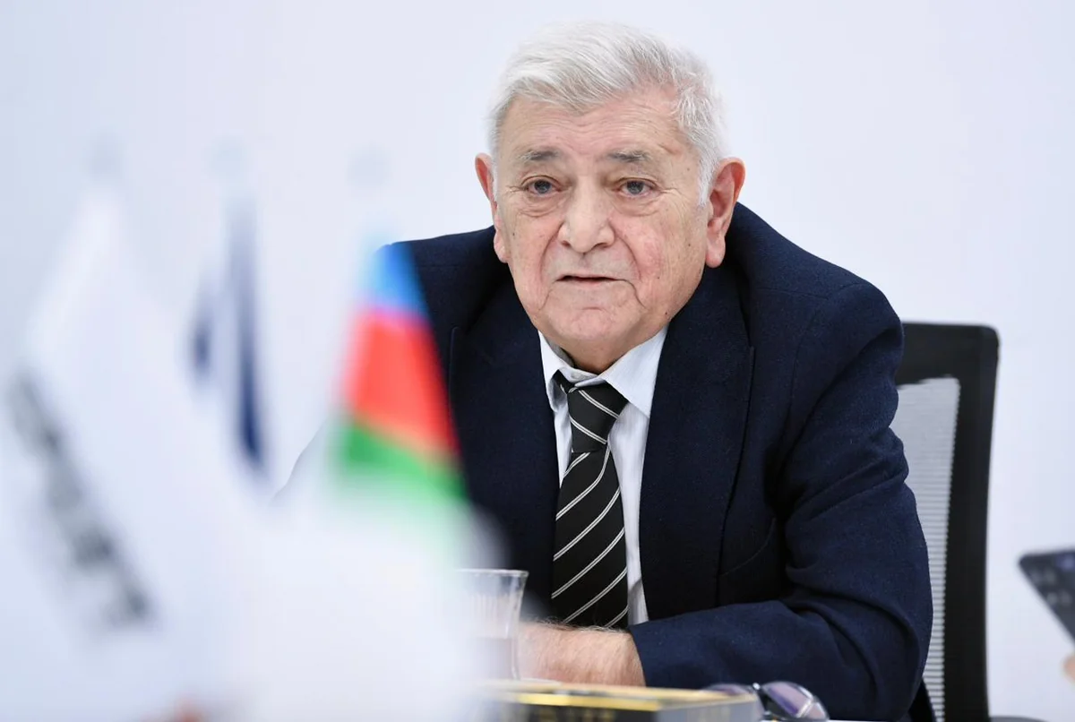 Aqil Abbas: Ədəbiyyat informasiya səs-küyündən daha güclüdür