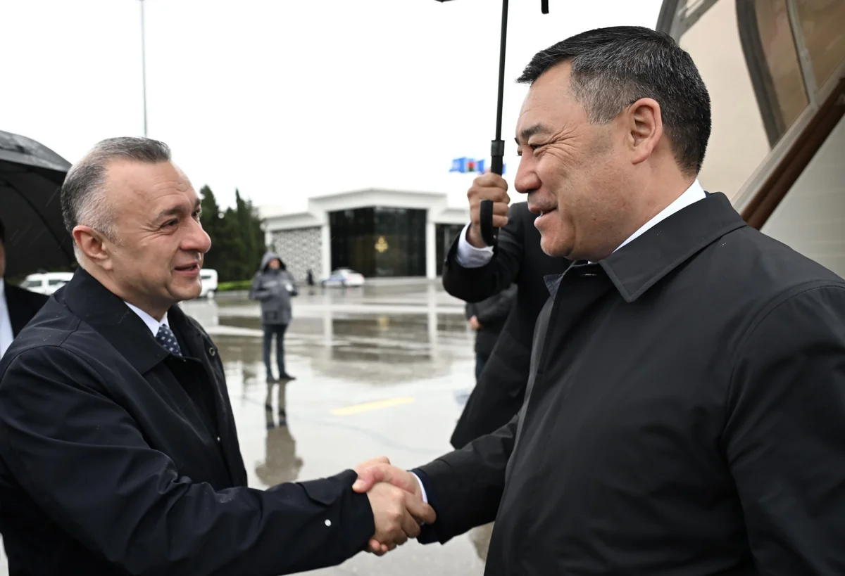 Qırğızıstan Prezidenti Sadır Japarov Azərbaycana səfərə gəlib