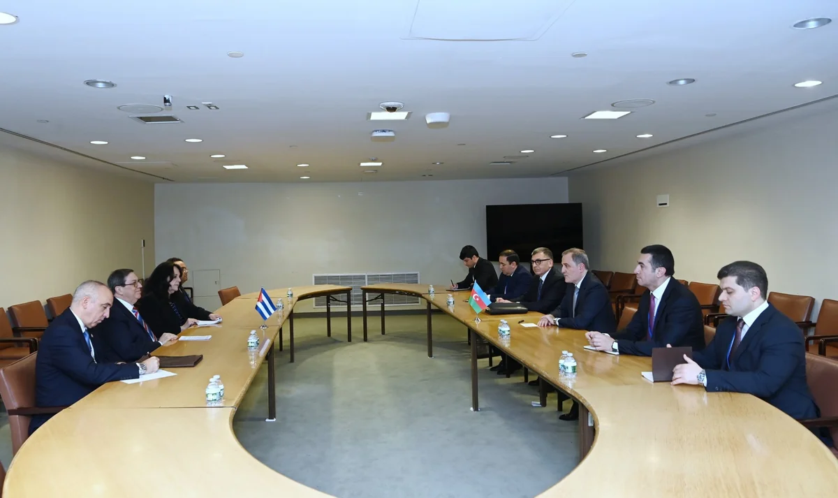 Jeyhun Bayramov met with his Cuban and Czech colleagues - UPDATE