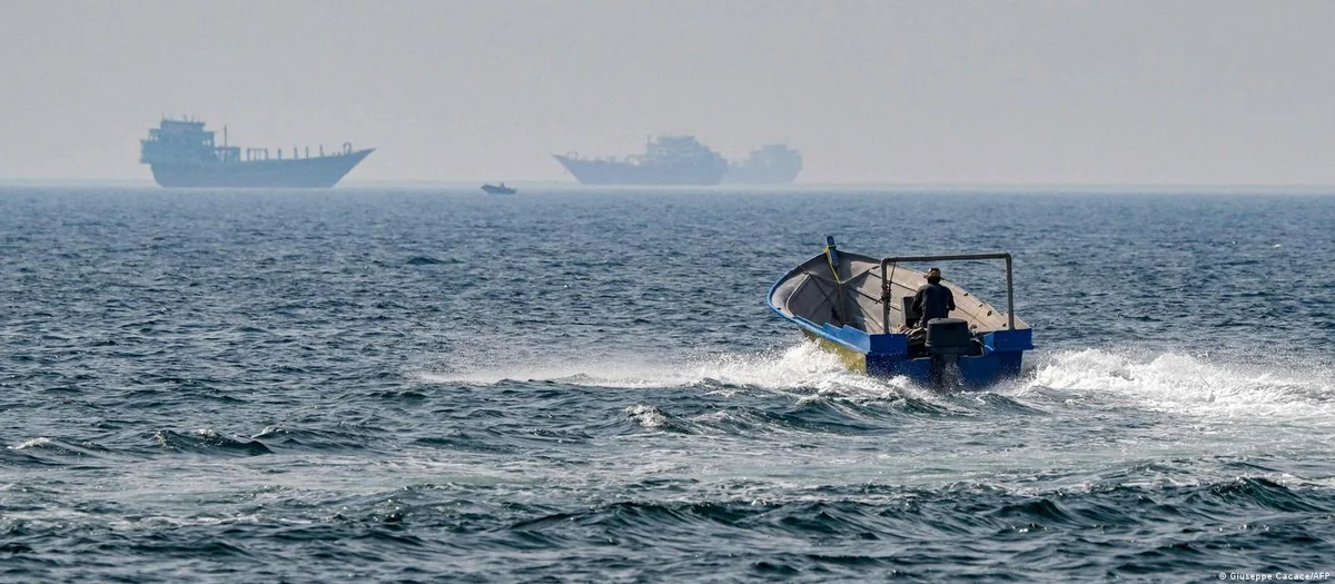 WSJ: IRGC threatens to block Red Sea and Bab al-Mandab