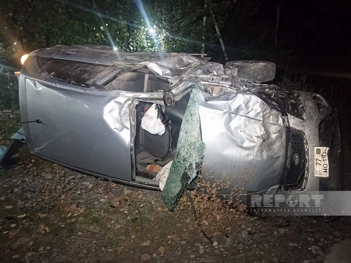In Ismayilli, a car ran off the road and overturned, there are injured people