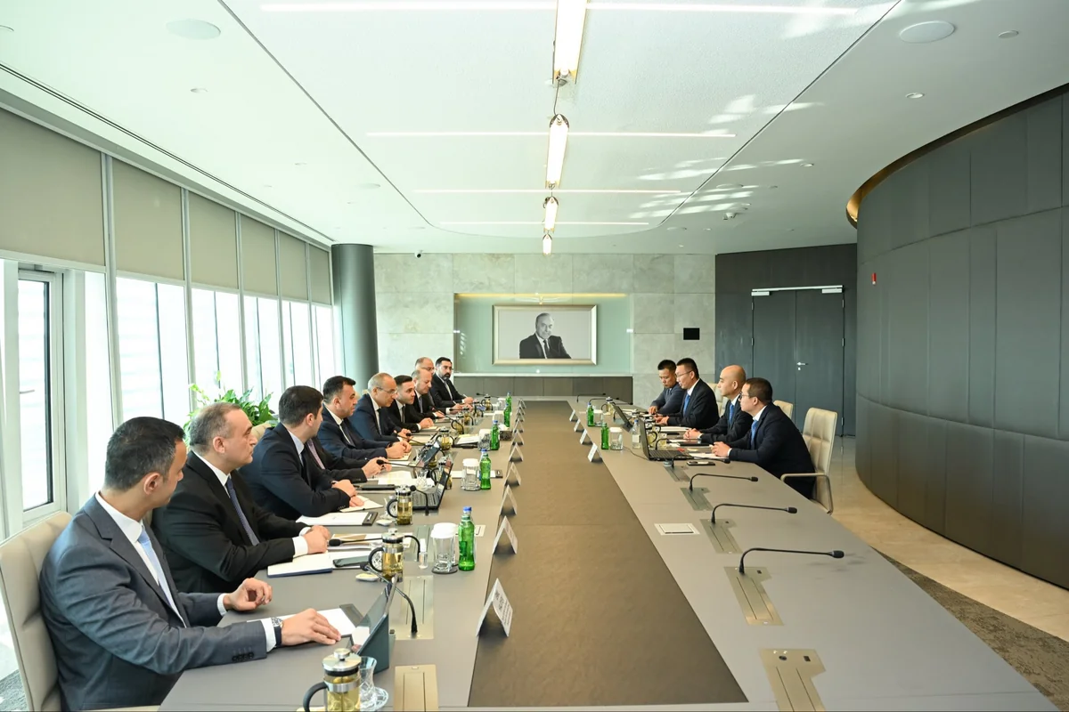 Prospects of business relations between Azerbaijan and China were discussed