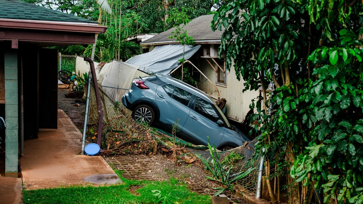 More than 70,000 consumers were left without power in Hawaii due to Hurricane Lala