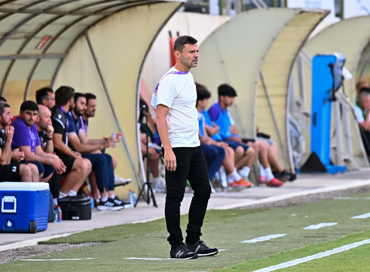 The first round of the Azerbaijan Premier League was marked by the debut of the legionnaire head coach