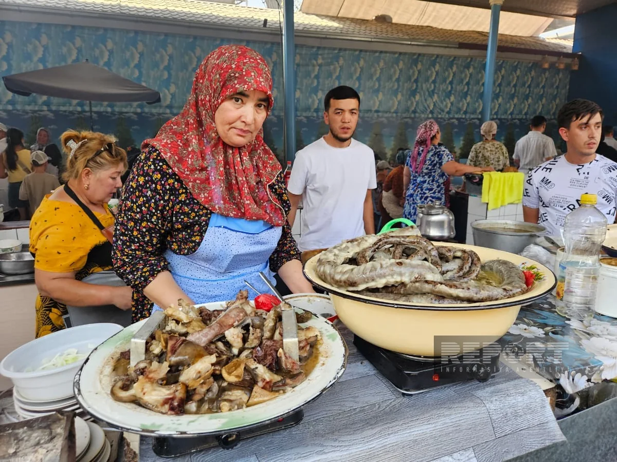 Azərbaycan jurnalistləri Daşkənddəki Çorsu bazarını ziyarət ediblər