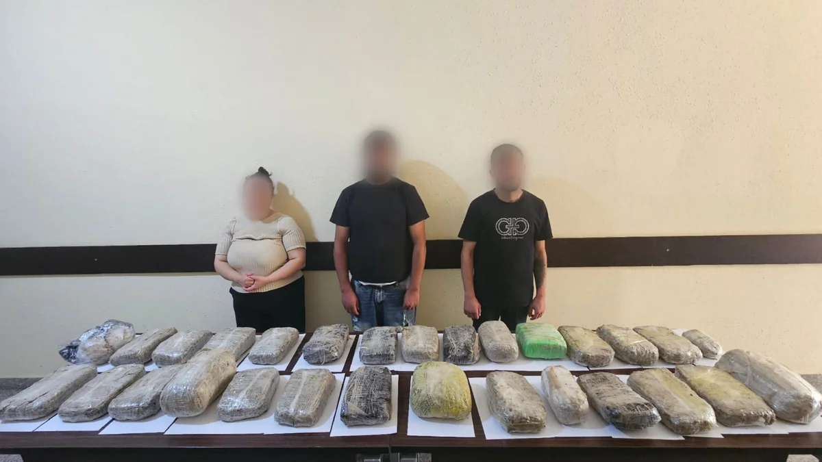 The transfer of a large amount of drugs from Iran to Azerbaijan was prevented