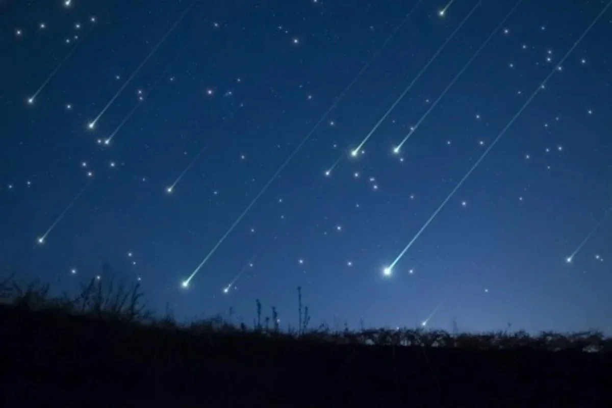 BDU-nun Astrofizika kafedrası: Sentyabrın 5-dək Aurigid meteor yağışı olacaq