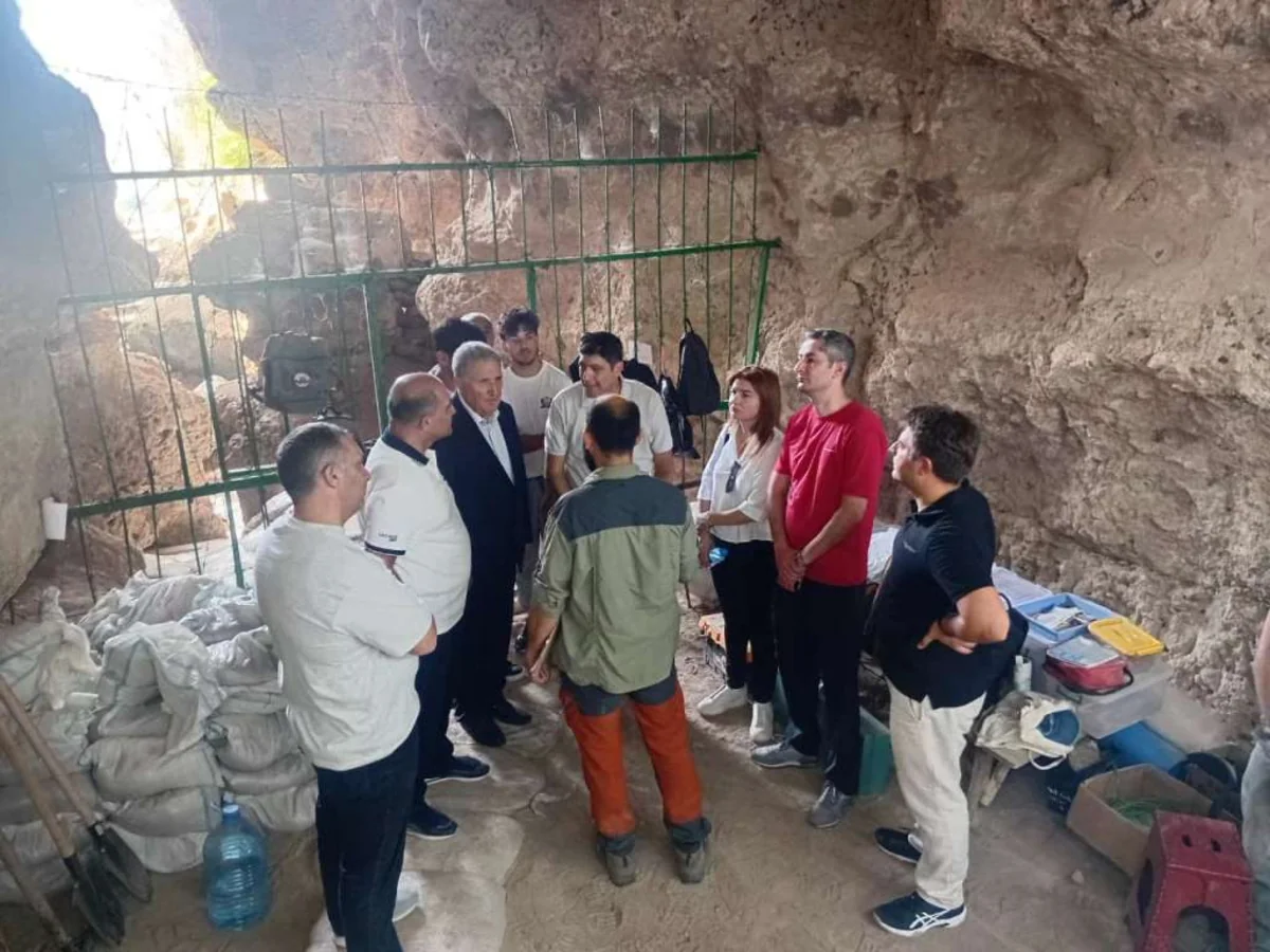 Azıx mağarasının bir neçə girişdən ibarət olduğu müəyyənləşib