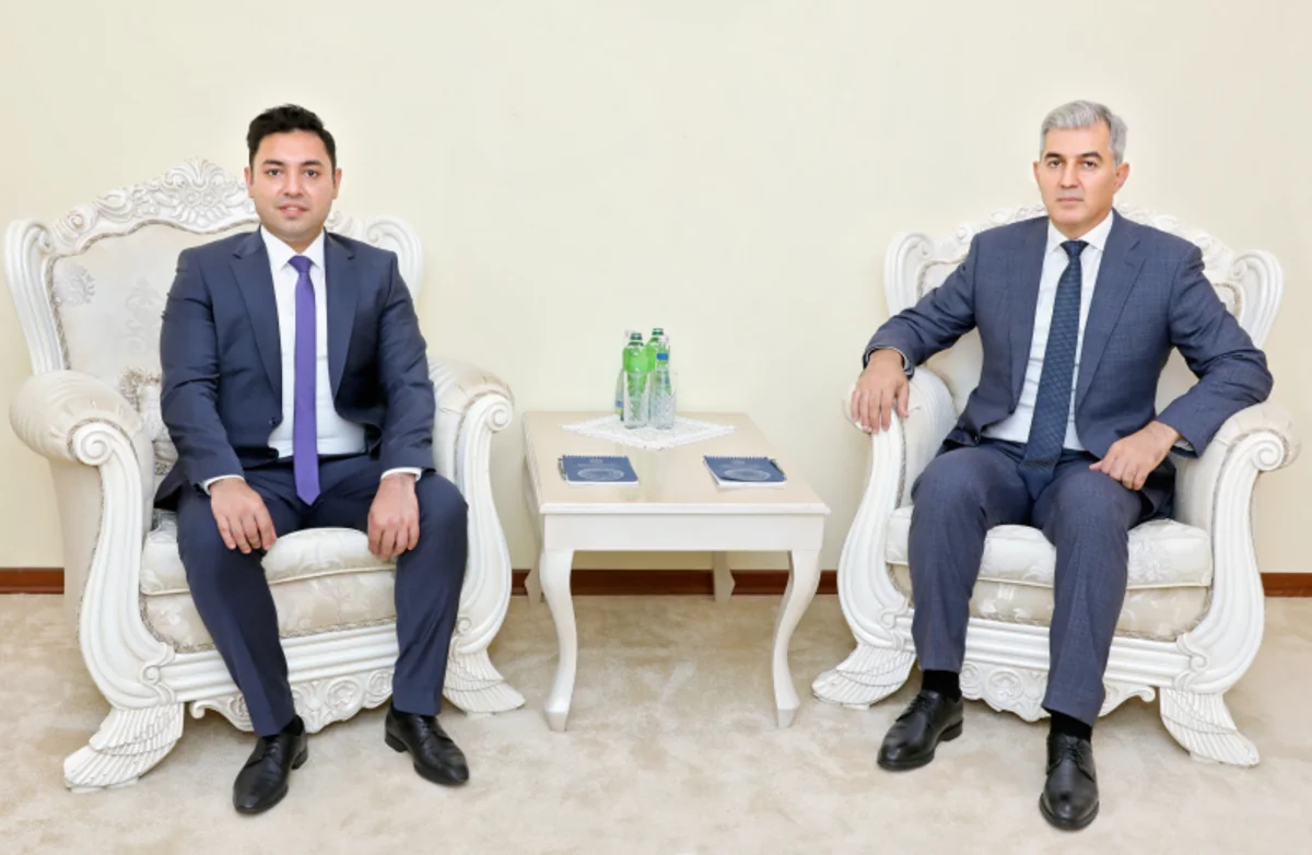 Vüsal Hüseynov beşinci "Yüksəliş" müsabiqəsinin qalibləri ilə görüşüb