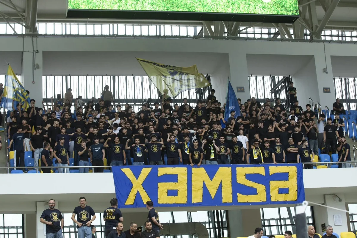 "Kəpəz" azarkeşlərinin pirotexniki vasitədən istifadə etməsinə görə 5 000 manat cərimələnib