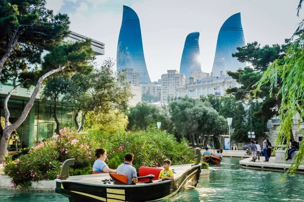 Azərbaycanın turizm xidmətləri balansında I yarımildə 47 milyon dollarlıq profisit yaranıb