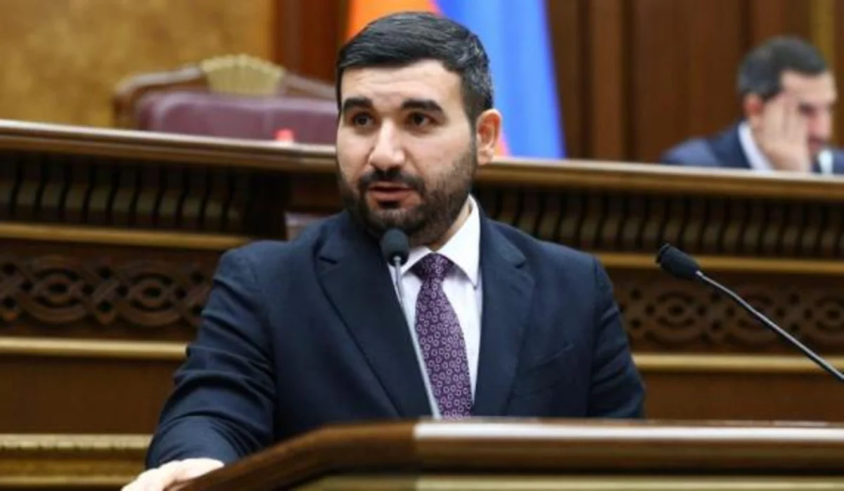 Aleksanyan: Ermənistan Rusiyadan hərbi bazanın çıxarılmasına dair heç bir məlumat almayıb
