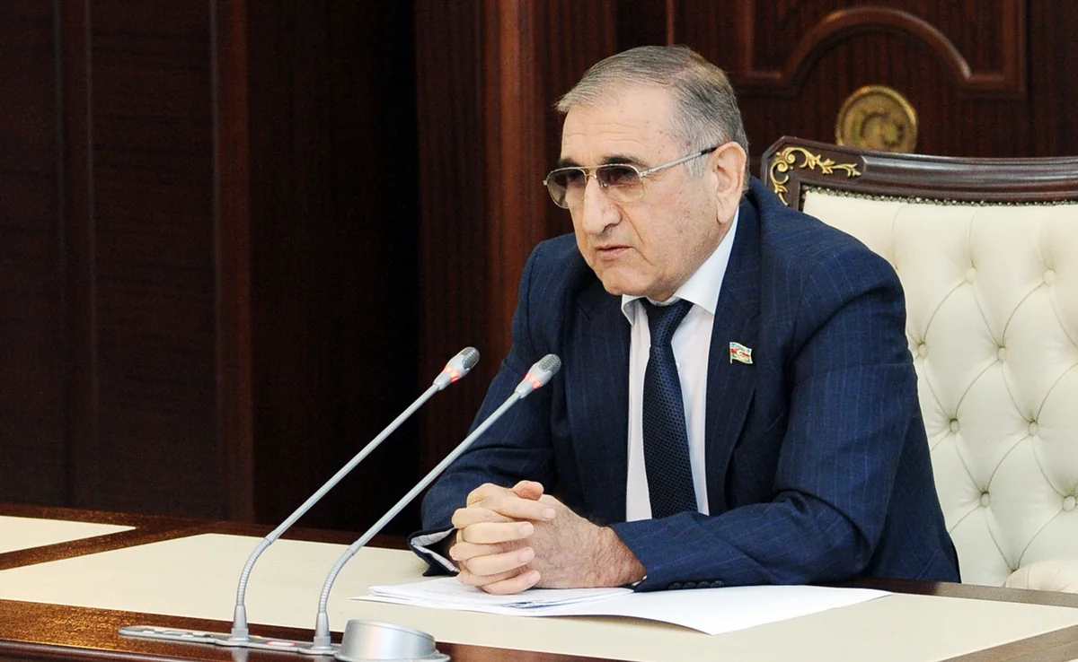 Tahir Rzayev: "Məhsul şəhadətnaməsi fermerlərin problemlərini azalda bilər"