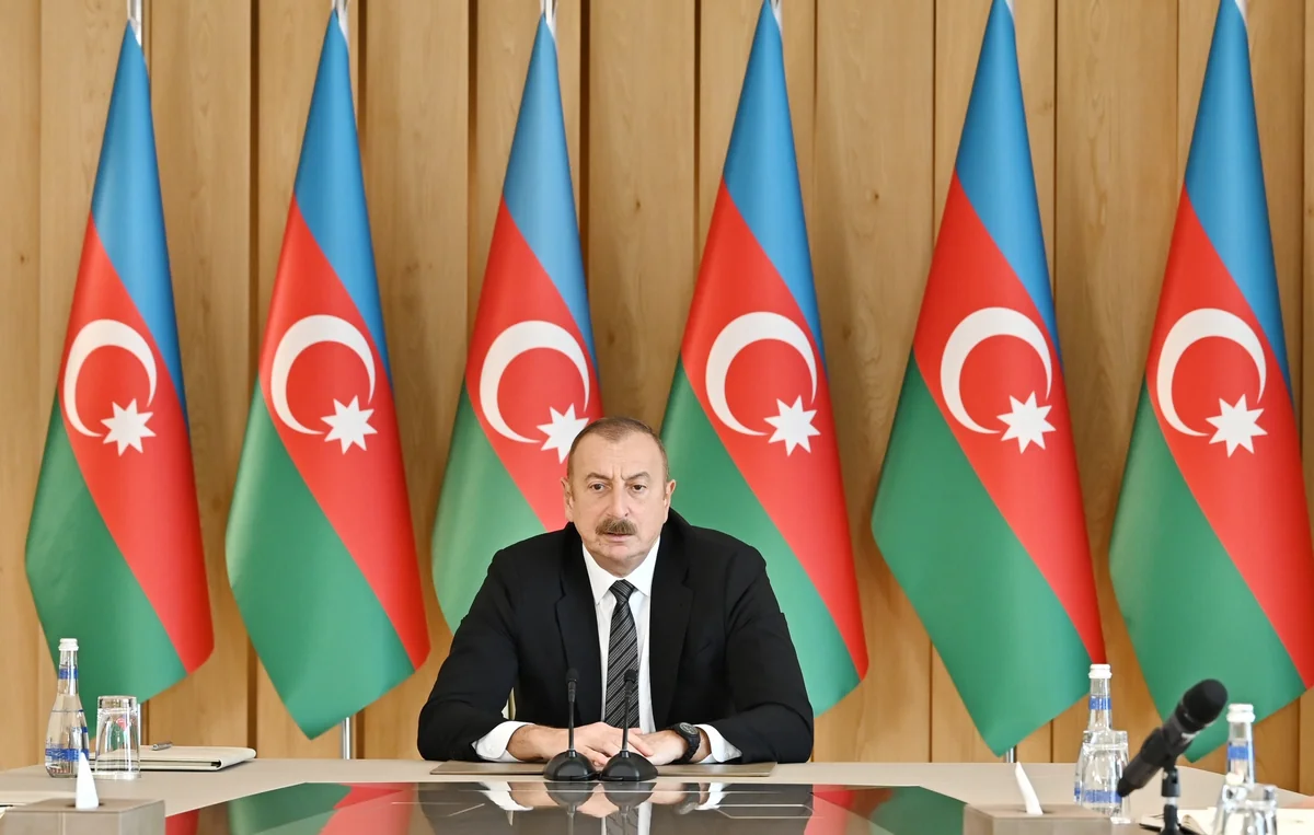 İlham Əliyevin sosial media hesablarında Buxarada İsmayıl Samani türbəsi ilə tanışlıqla bağlı video paylaşılıb