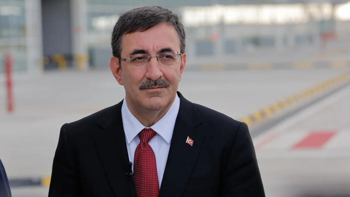 Cevdet Yılmaz: Azərbaycanla müdafiə sənayesi sahəsində əməkdaşlığımızı daha da inkişaf etdirəcəyik