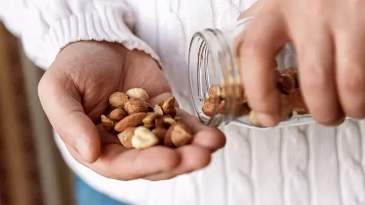 Need to Lower LDL Cholesterol? A Cardiologist Recommends a 20-Year-Old Diet You've Probably Never Heard Of