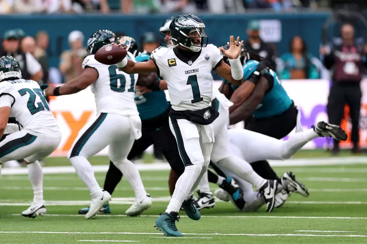 Ex-Eagles QB Urges Jalen Hurts to Reconsider NFL Career Amid Blood Clots Scare