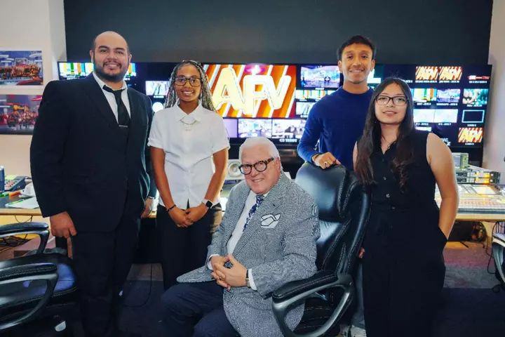 Television Academy Foundation Pacts With Best Buy to Launch Production Assistant Training Program for Los Angeles Area High School Students
