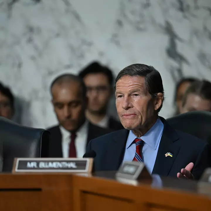 Senators Urge Trump to Reverse Diesel Deal With Putin