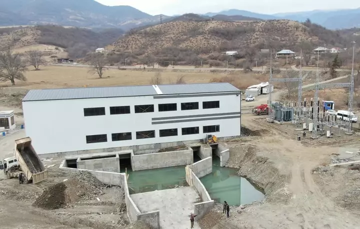 Azərbaycanda azad edilmiş ərazilərdə səkkiz hidroelektrik stansiyanın tikintisi davam edir