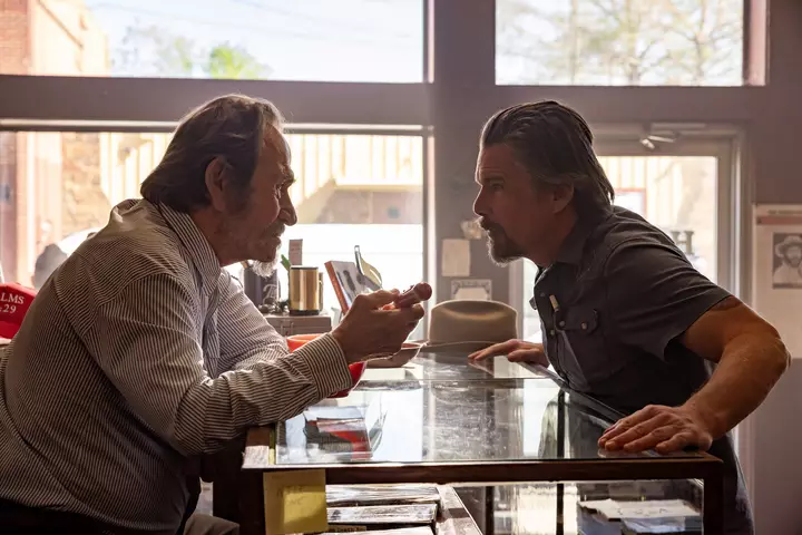 ‘The Lowdown’ Creator Sterlin Harjo on the Films That Inspired Season 2, and What Convinced Tommy Lee Jones to Join the Show