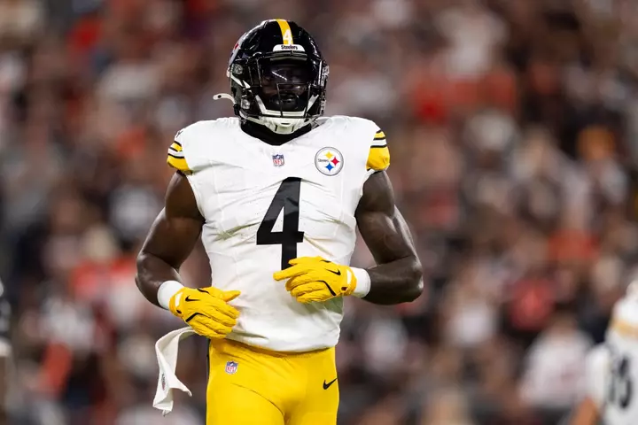 Steelers Get Good News on 2 Top Offensive Weapons Right Before Bucs Clash