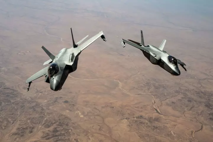 As Missile Stockpiles Dwindle and China Looms, U.S. Turns to Japan for Production
