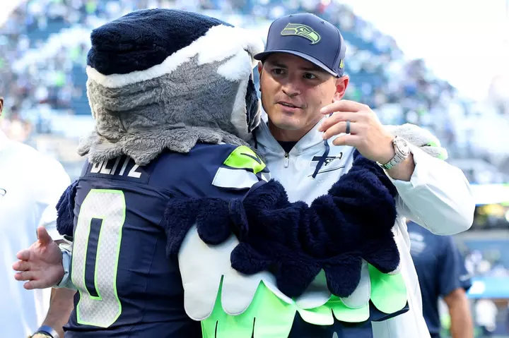 Seahawks Urged to Add Former NFL Rushing Champ After Quenton Nelson Trade