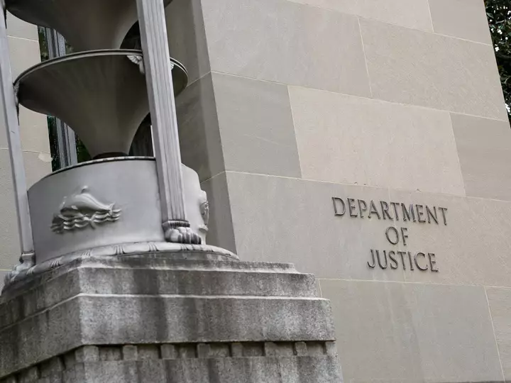 US jails two Chinese nationals for spying