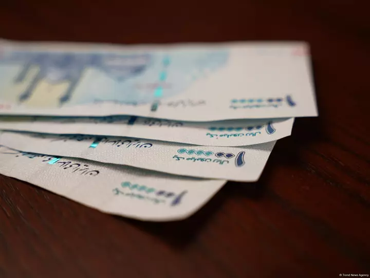 Iran releases currency exchange rates for October 17