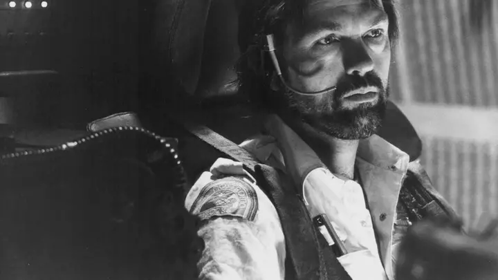 Tom Skerritt'in ən yaxşı 13 filmi pulsuz yayımlanır — Onun ən böyük hitlərini harada tapa biləcəyiniz