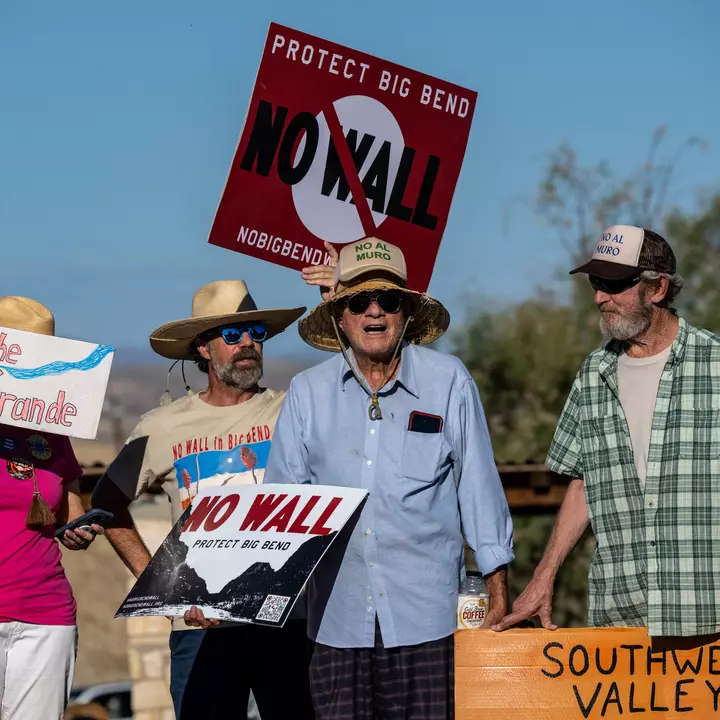 Trump Administration Asks Supreme Court to Allow Border Wall Construction