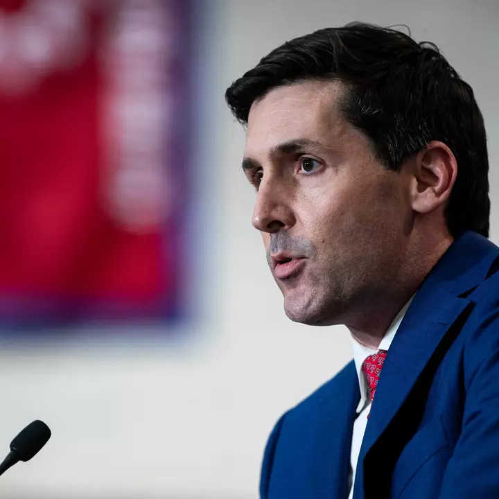 Key Trump Health Adviser Resigns Ahead of Midterms