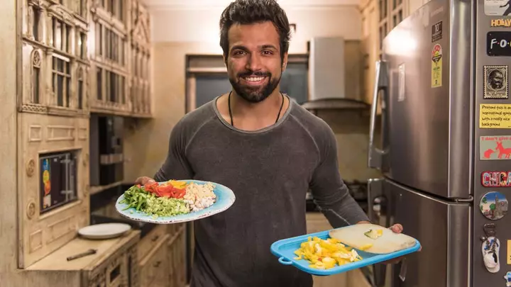Scientists Studied 10,000 People and Found 6 Habits That Help With Weight Loss