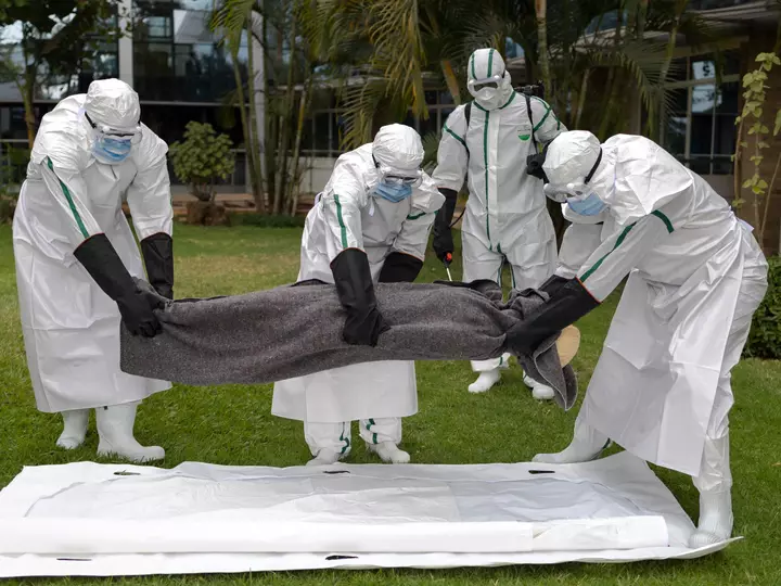 DR Konqodakı Ebola halları ən sürətli artan partlayışda 10,000-i keçdi