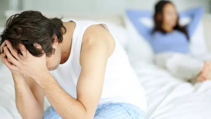 Aşağı Testosteron Qaraciyəriniz üçün Şəkəri Daha Təhlükəli Edə bilər, Araşdırma Tapdı