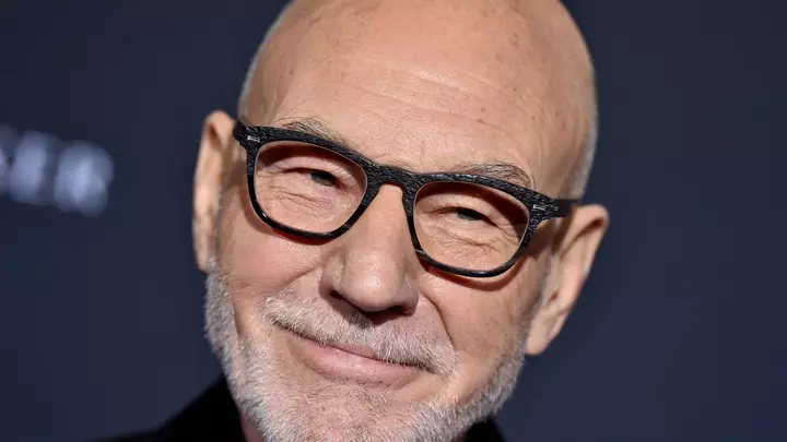 Patrick Stewart's Dementia Diagnosis Reveals Warning Signs Many People Overlook