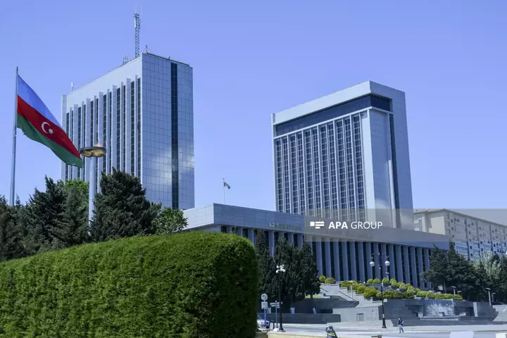 Milli Məclis Qismən yenilənmiş Radiorabitə Reqlamentini təsdiq edib