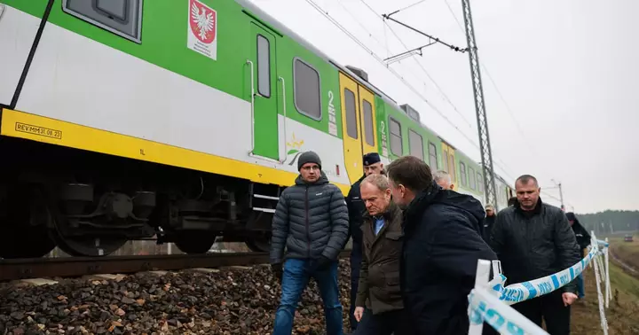 Russian citizen faces spying charges in Poland after photographing railways