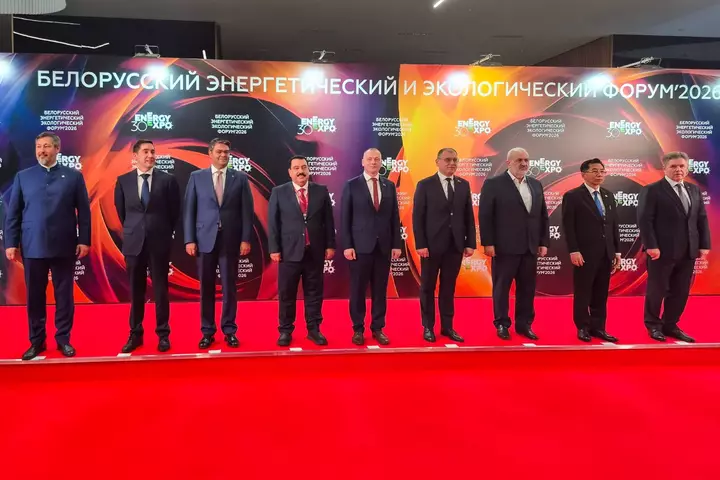 Özbəkistan Minskdə enerji müstəqilliyində nüvə enerjisinin rolunu vurğuladı