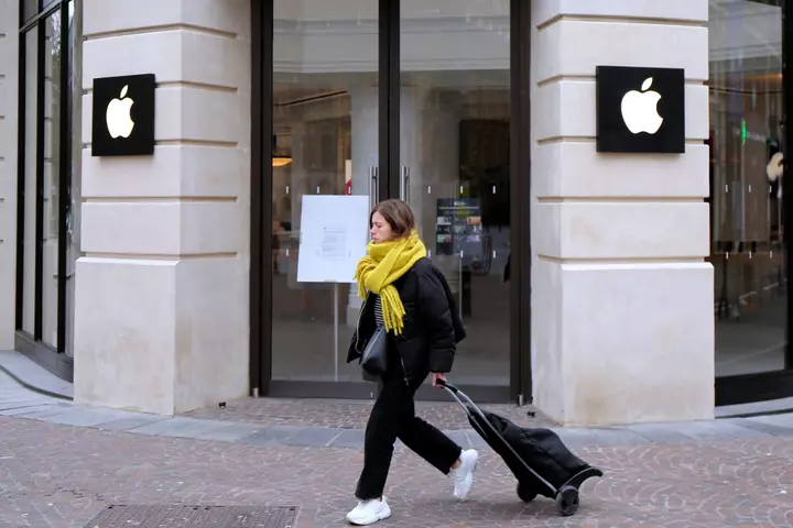 Fransadakı Apple mağazasında soyğun sonrası oğurlanan iPhone‑lar bağlandı