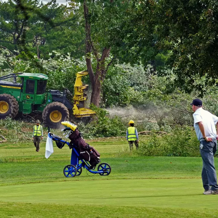 Justice Department Seeks to Disqualify Judge Overseeing Golf Course Lawsuit