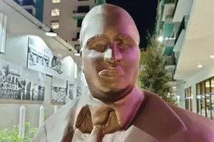 Joseph W. Young Statue in Hollywood, Florida