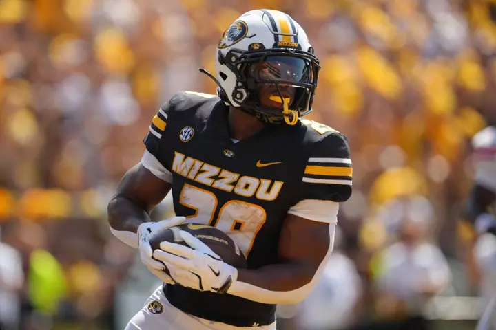 Missouri HC Eli Drinkwitz Shares Big Update on RB Ahmad Hardy