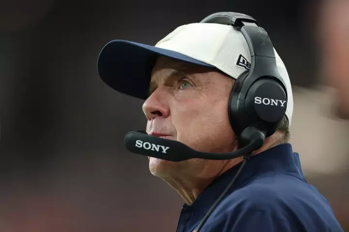 Sean Payton Apologizes for 'Awful' Play Call That Led to Jaylen Waddle Injury