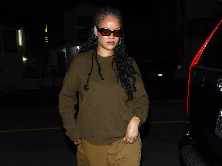 Rihanna’s Fall Outfit Is Apple Cider-Chic