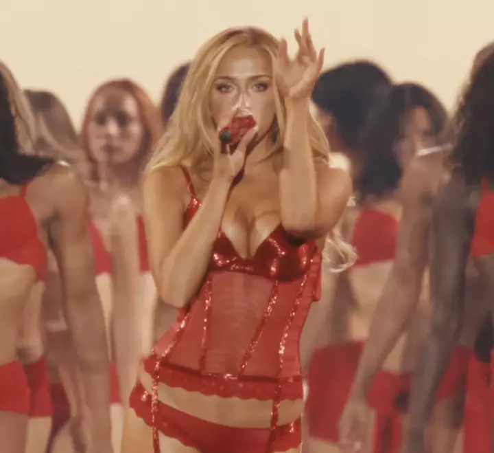 Tate McRae Wore Head-to-Toe Red Lingerie to Perform at the 2026 Victoria’s Secret Fashion Show