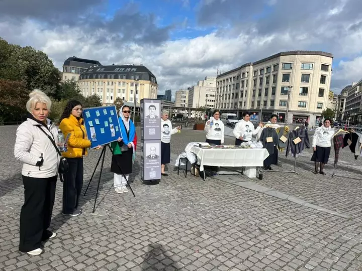 Families of missing Azerbaijanis hold peaceful protest in Brussels