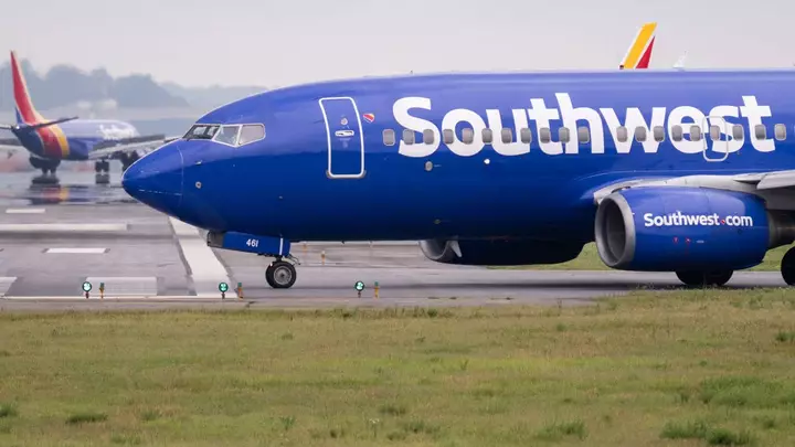 Major U.S. Airline Change for Delayed Flights Quietly Moved From October 19 to 2027