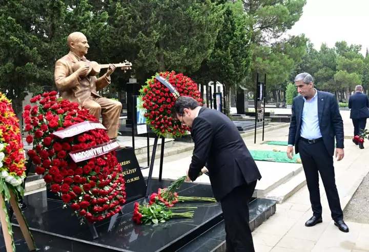 Azerbaijan pays tribute to People's Artist Ramiz Guliyev